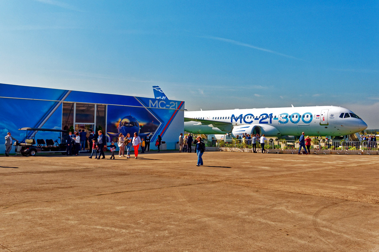 МС-21 на авиасалоне МАКС в 2019 году