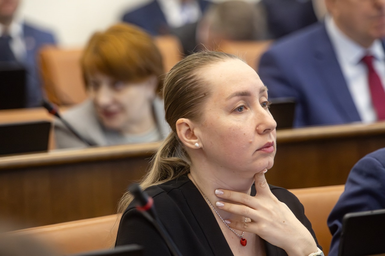 Алена Миронова, вице-премьер