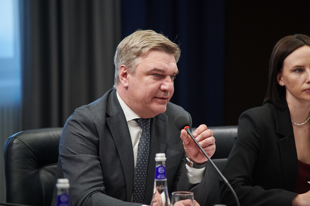 Министр Максим Ермаков