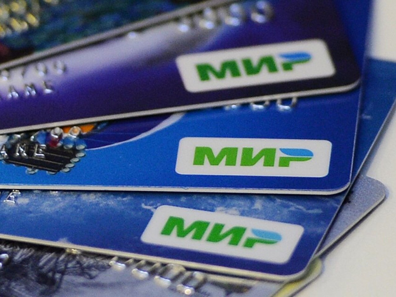 Горяев: в Красноярском крае некоторые магазины отказываются принимать банковские карты
