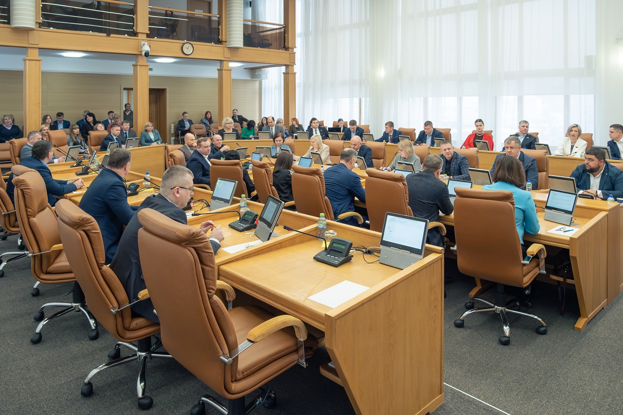 Горсовет, сессия 27 января