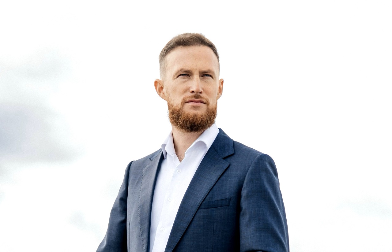 Директор аэропорта Кирилл Ермаков