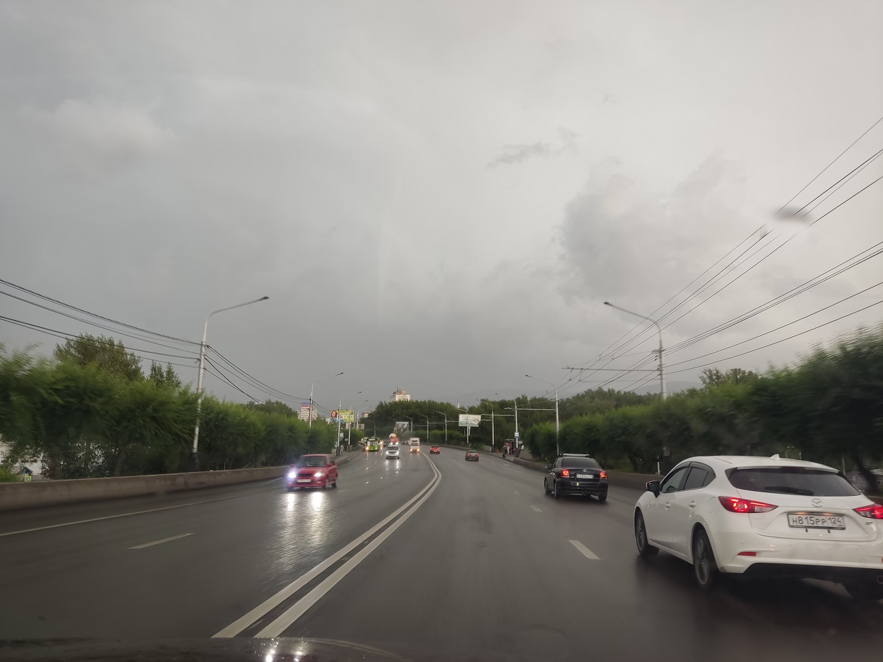 Дождь, Коммунальный мост