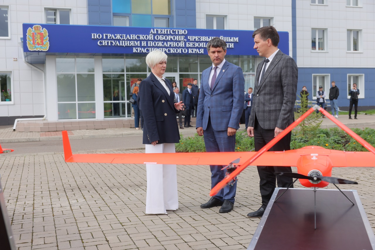 Беспилотник самолетного типа, агентство ГО и ЧС