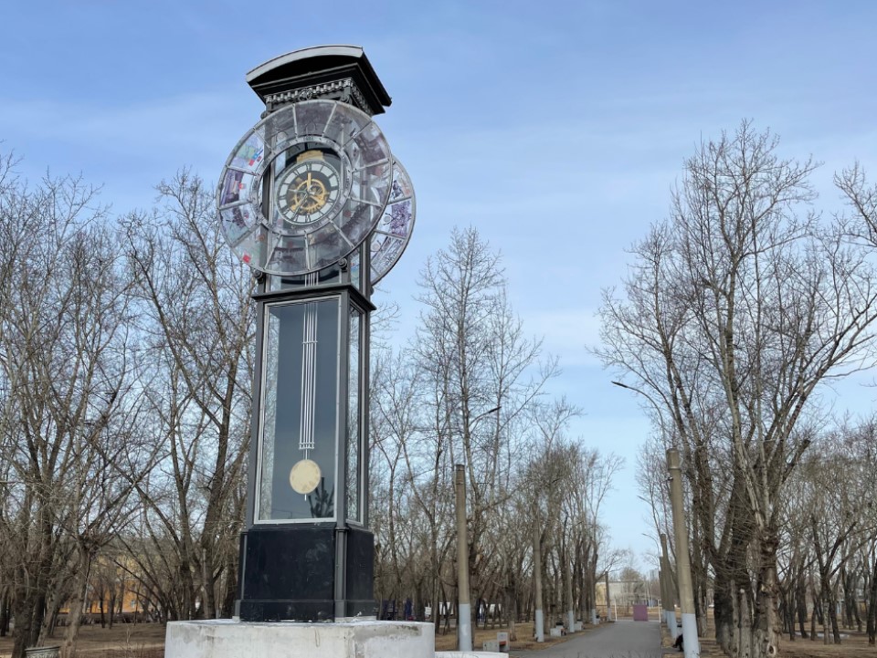 Часы в парке