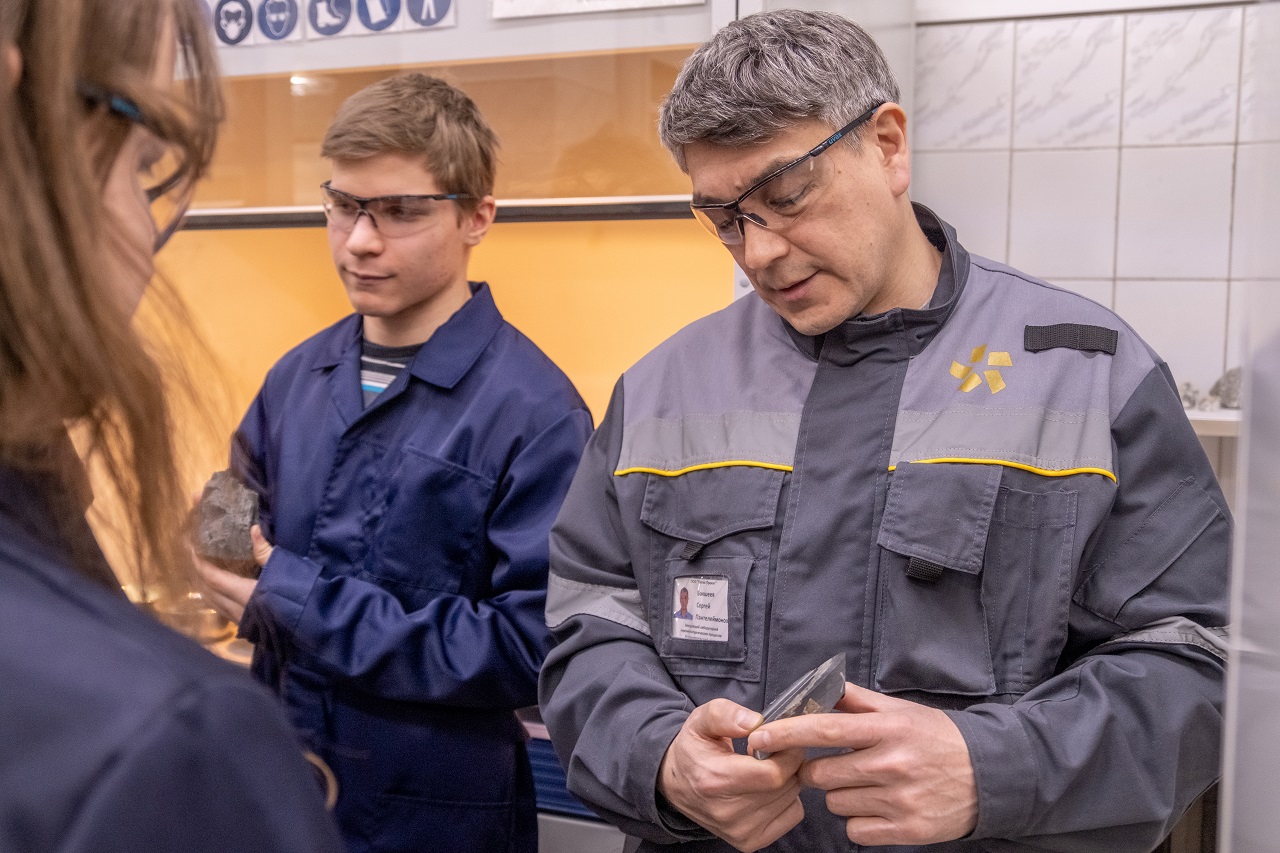 Экскурсия "Полюса" для школьников