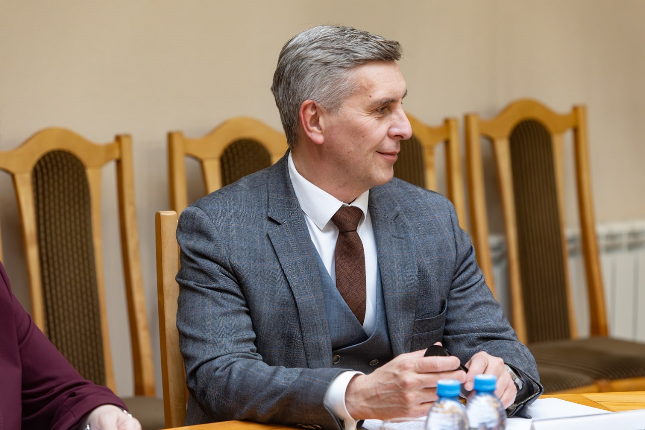 Спикер Алексей Додатко