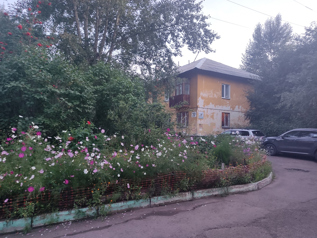 Дома на Новой Заре и Баумана