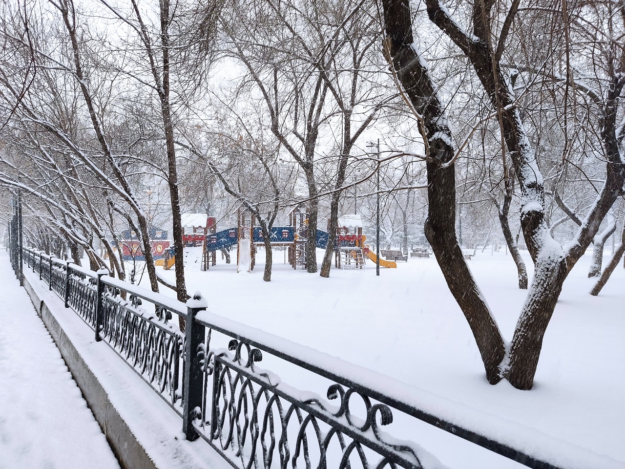 Март в снегу