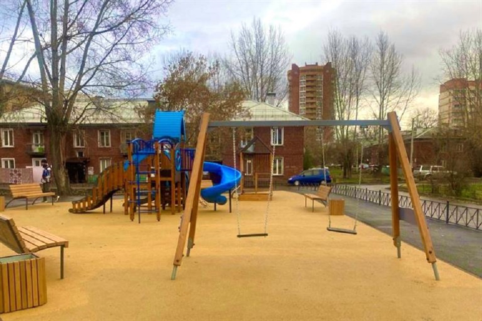 Дома на Паровозной