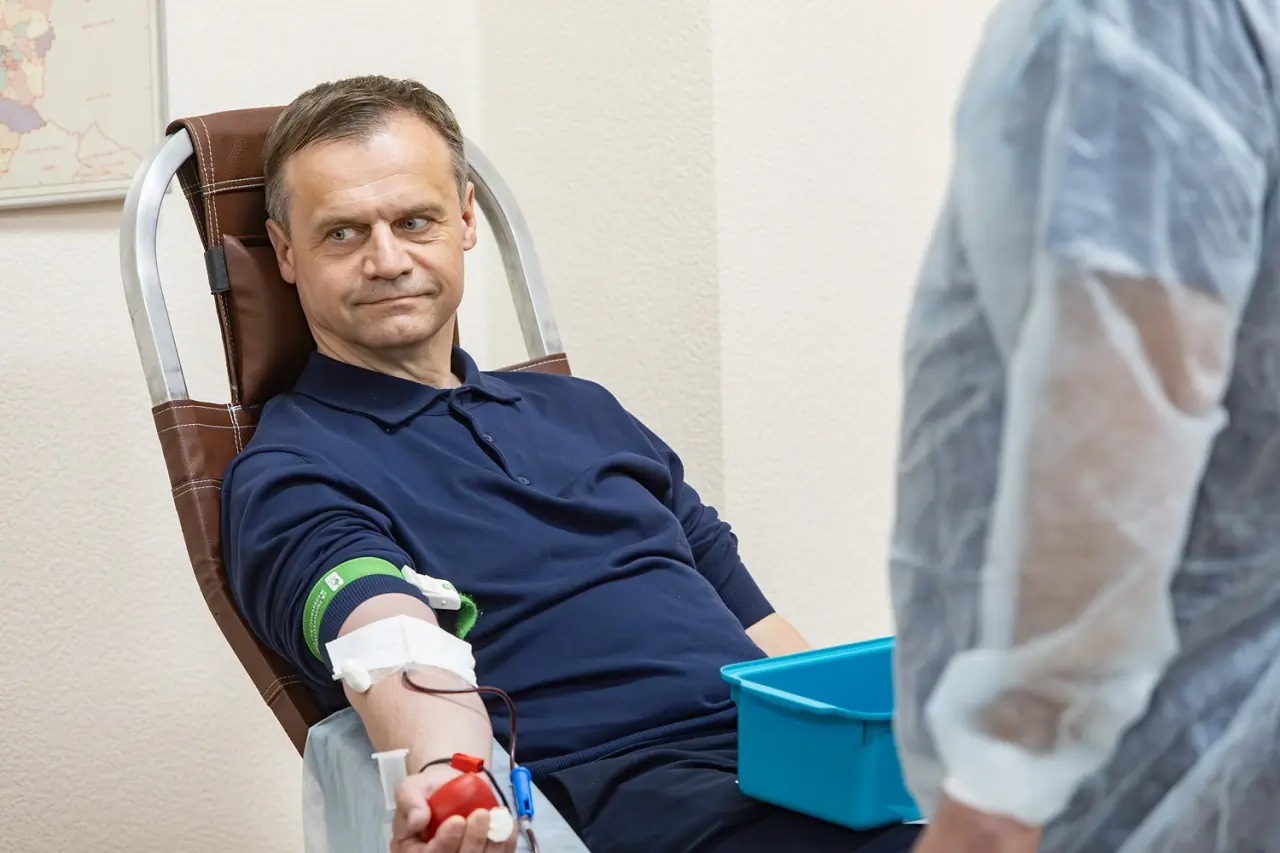Депутат Виталий Дроздов