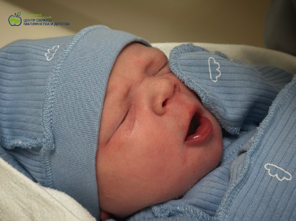 Новорожденный в перинатальном центре