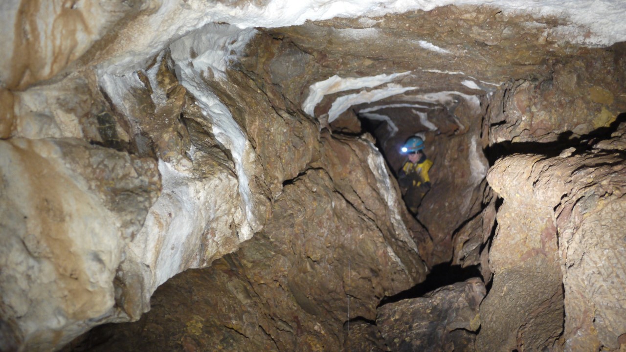 Обследование одной из Баджейских пещер