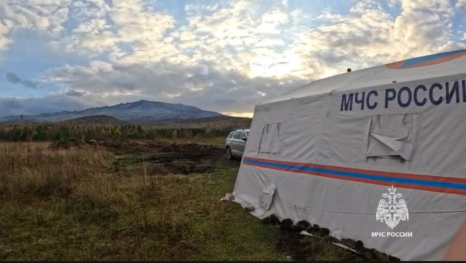 Лагерь спасателей в районе Кутурчина