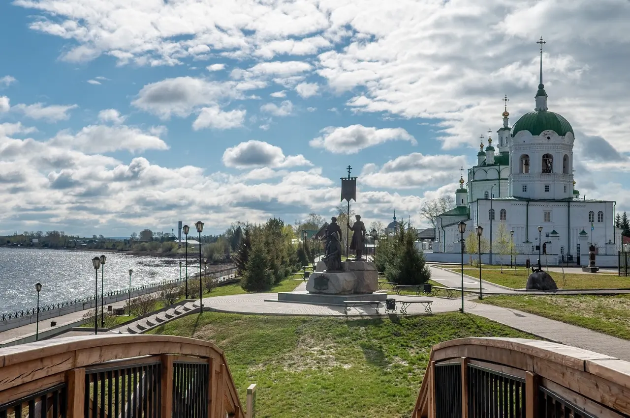 Вид города Енисейска