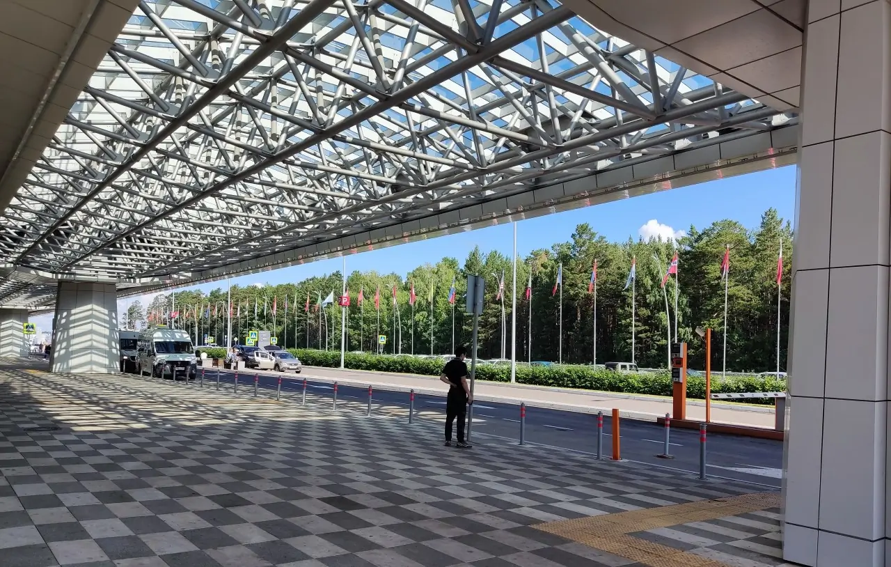 В аэропорту Красноярск