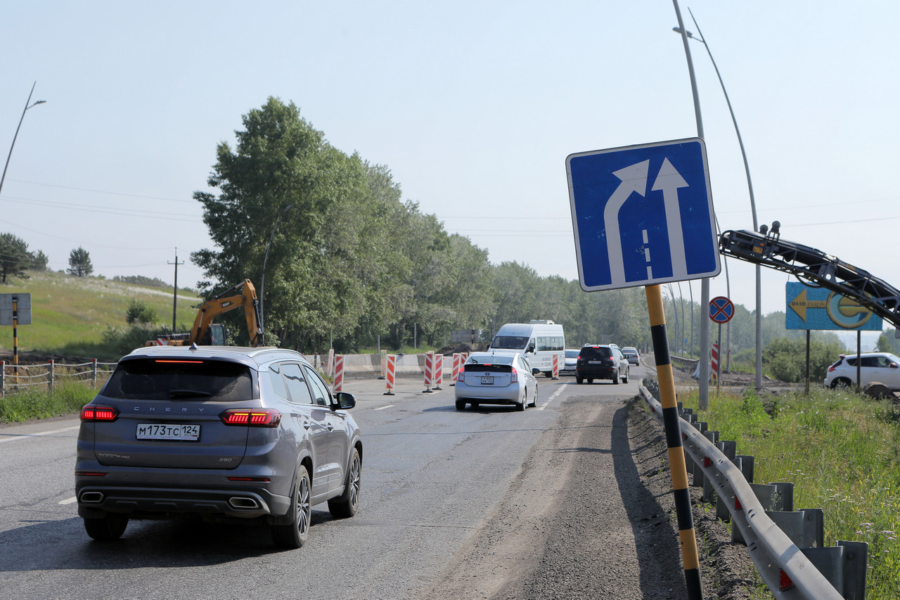 Губернатор проверил ремонт дороги в аэропорт Красноярск