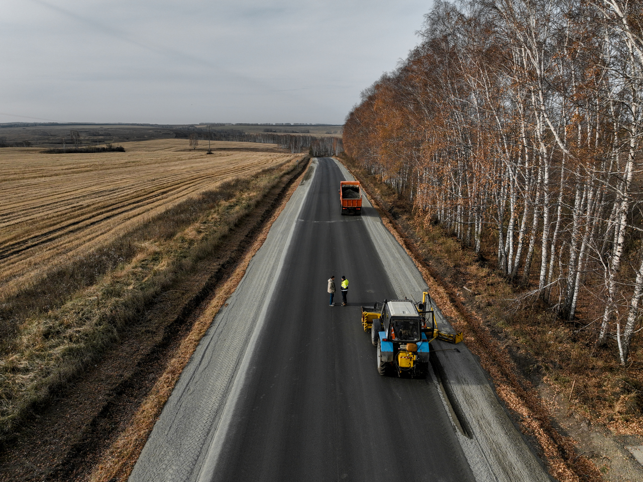 В Красноярском крае заключены контракты на две трети дорожных объектов 2026 года