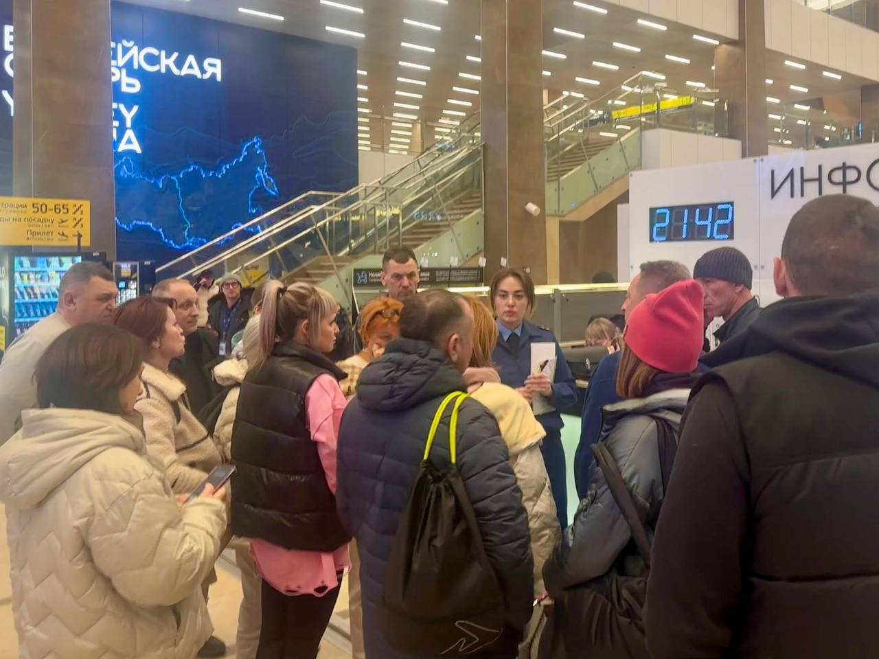 Авиакомпанию оштрафовали за задержку рейса из Красноярска