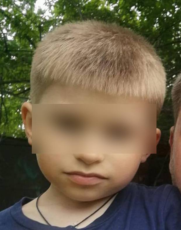 В Красноярске пропал 5-летний мальчик во время прогулки с мамой
