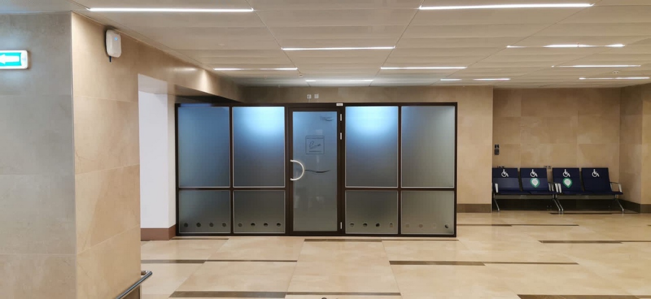 Курительная комната в аэропорту