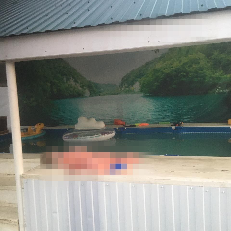 Мальчик утонул в уличном бассейне на даче в Железногорске