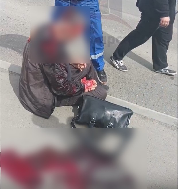 Красноярца вытолкнули из автобуса: он разбил голову и потерял много крови