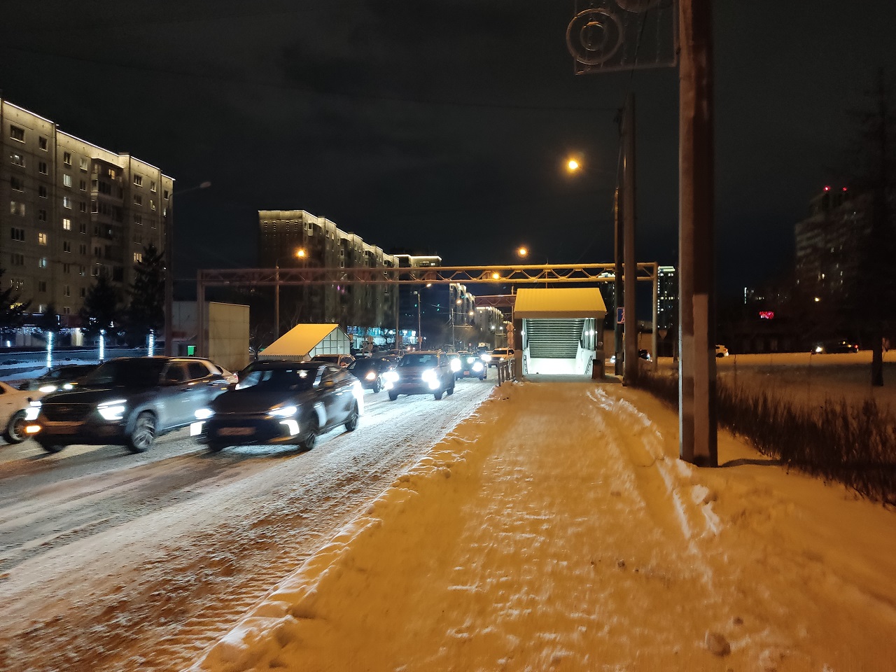 Красноярск в мороз, автомобили