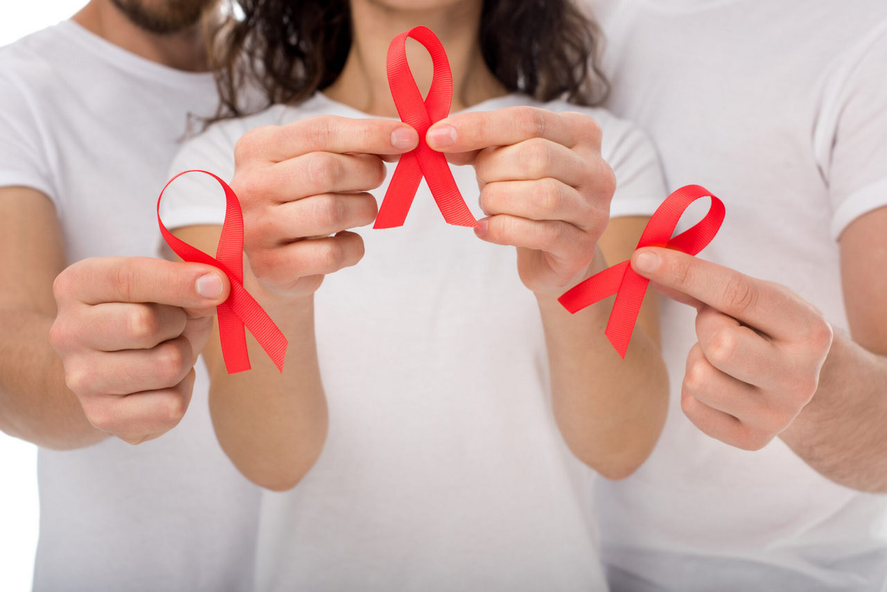 Красная ленточка – международный символ борьбы со СПИДом