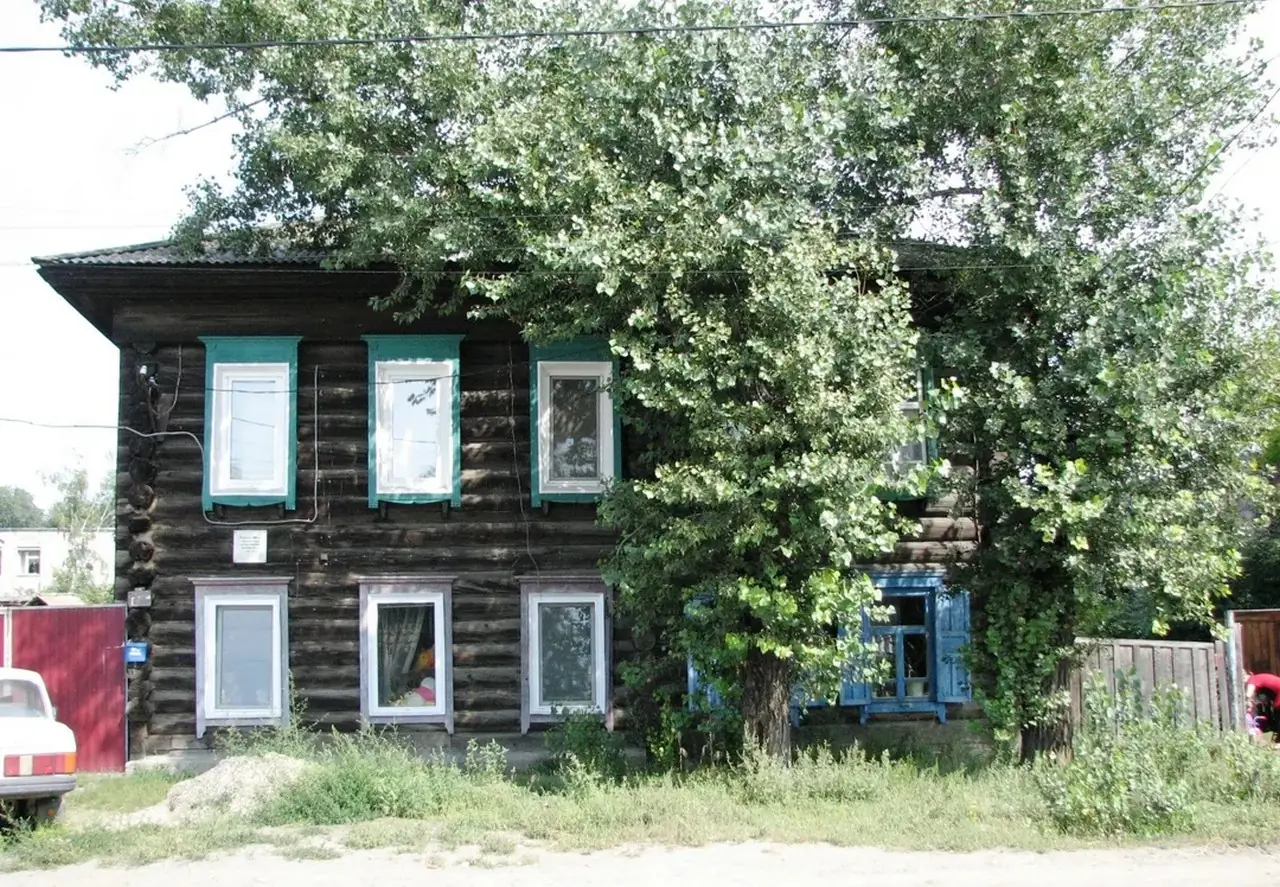 В Минусинске выставили на продажу дом революционера Феликса Кона