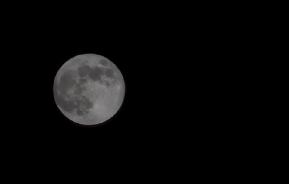 Луна в небе