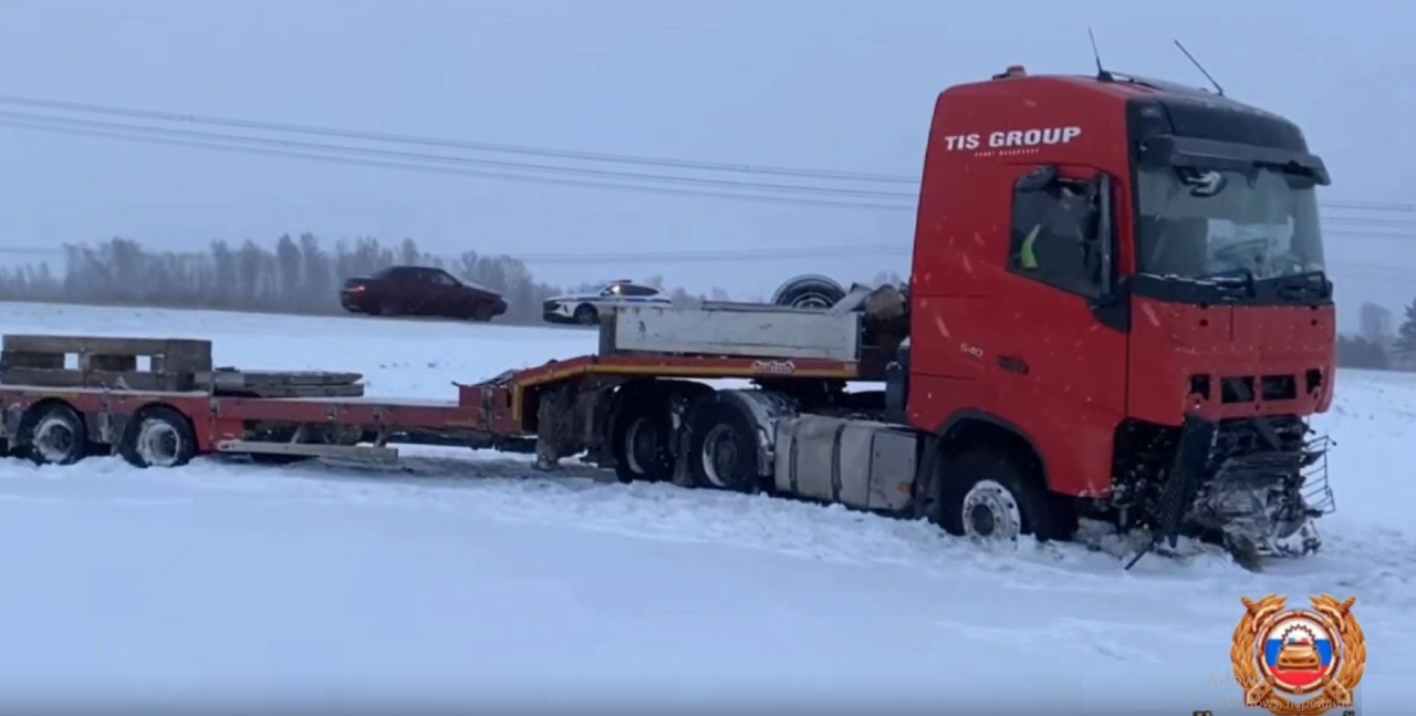 Грузовик в ДТП в Канском округе