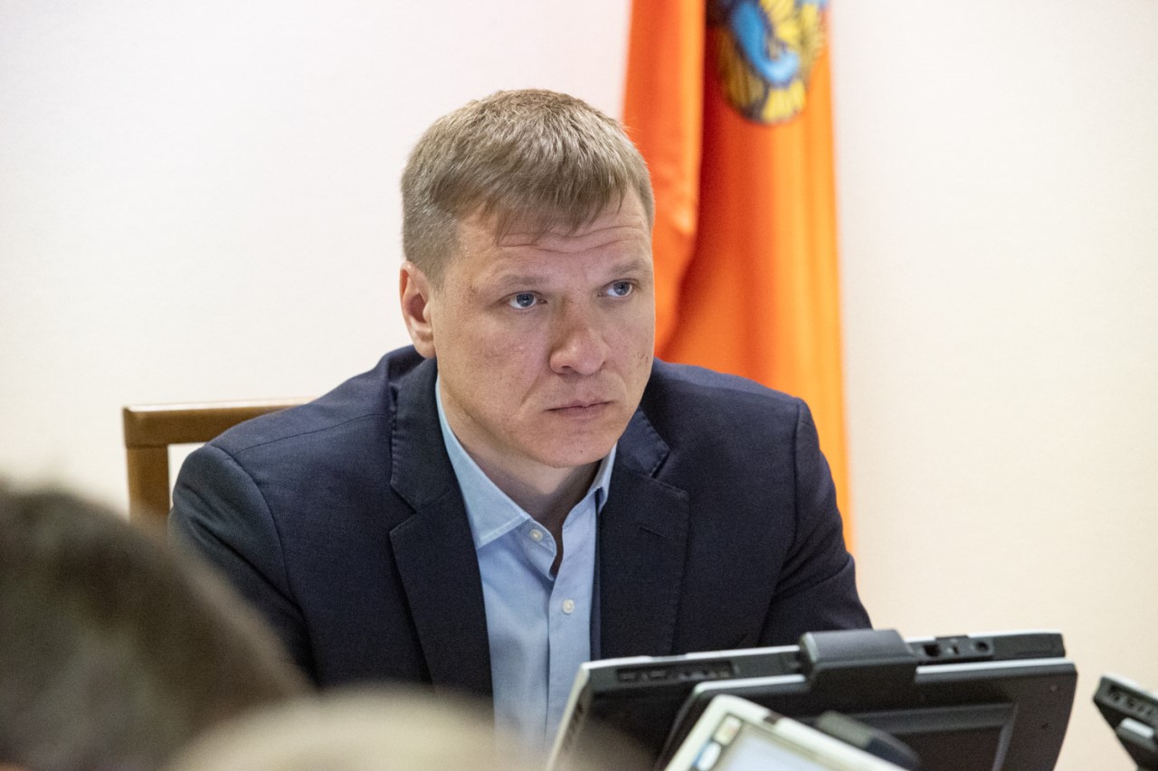 Депутат Александр Новиков