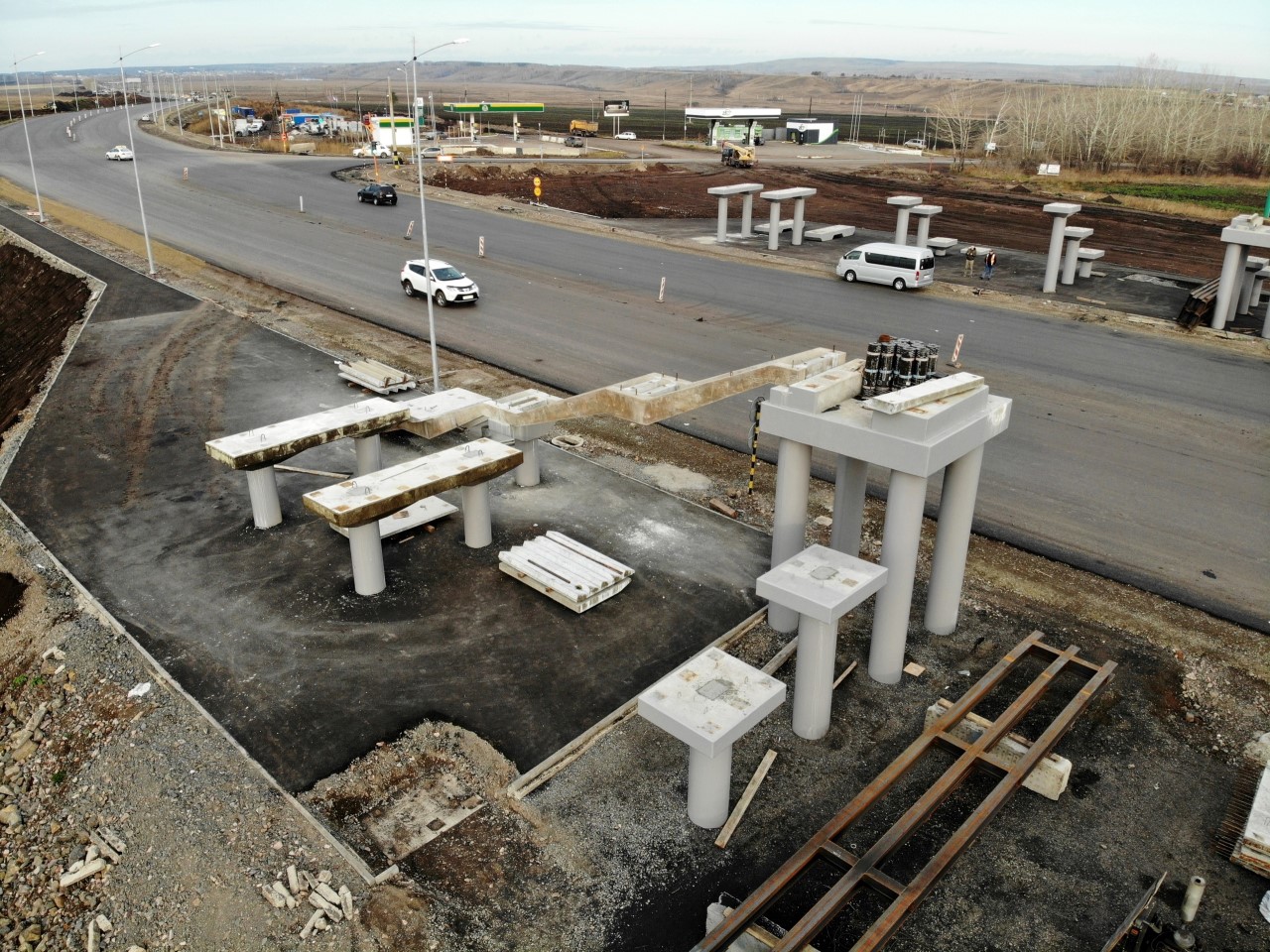 Виадук на трассе в Элиту