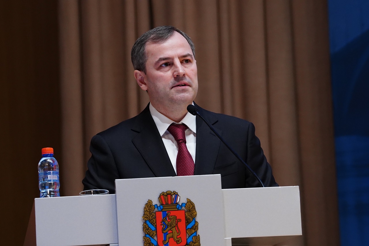 Министр Владимир Бахарь