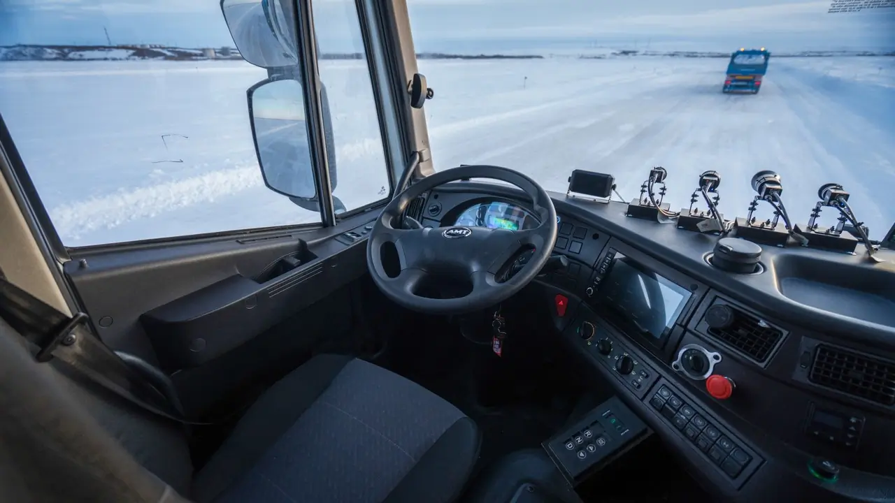 На месторождениях Сибири запустили грузовики-беспилотники