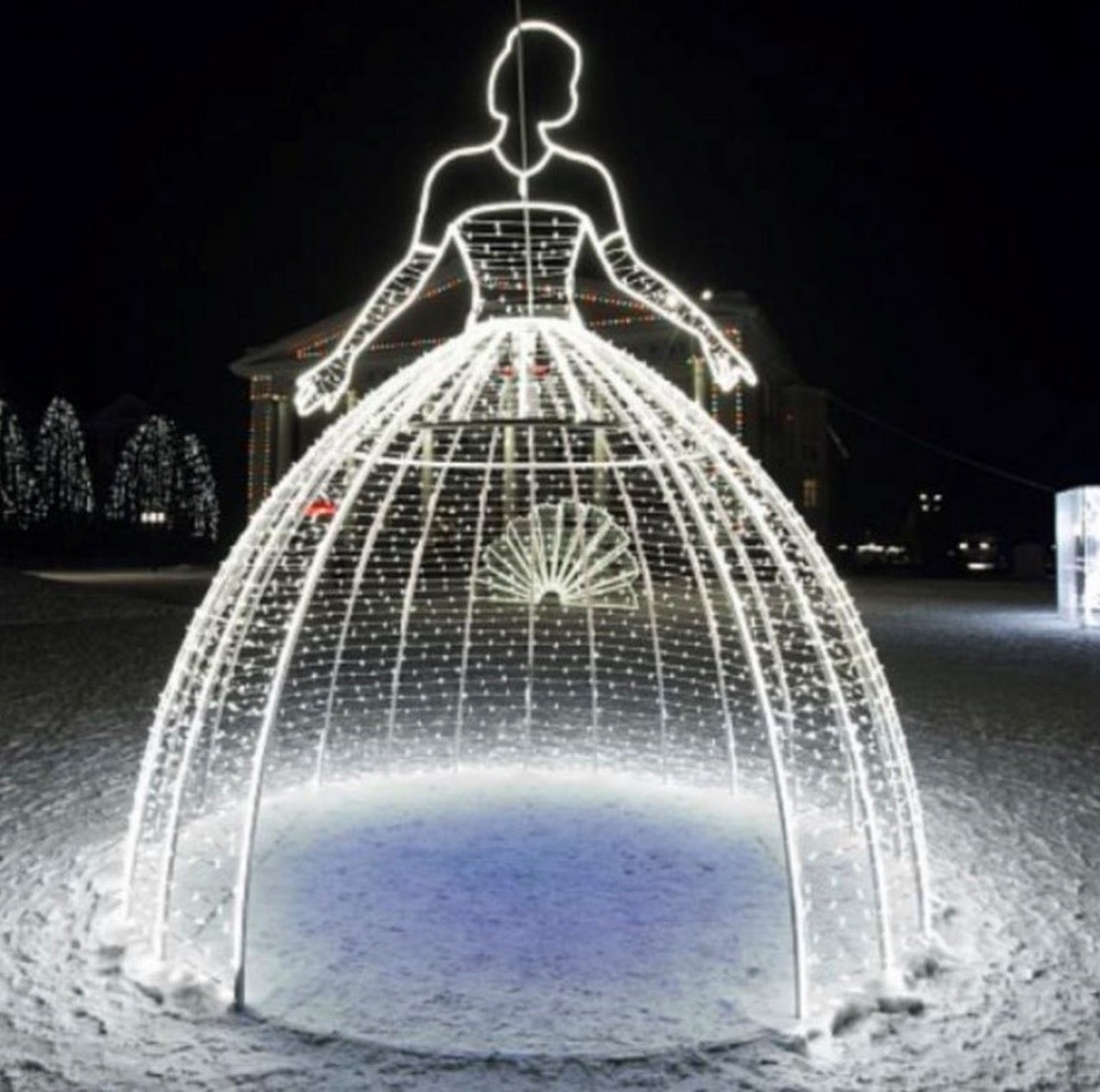 Фигуры для украшения Красноярска