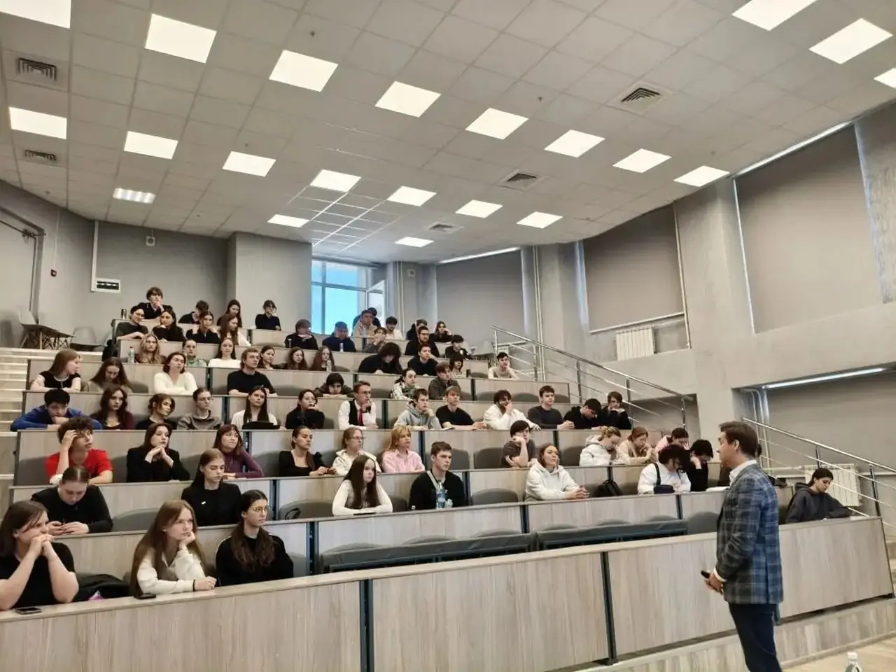 Красноярских студентов обучили финбезопасности