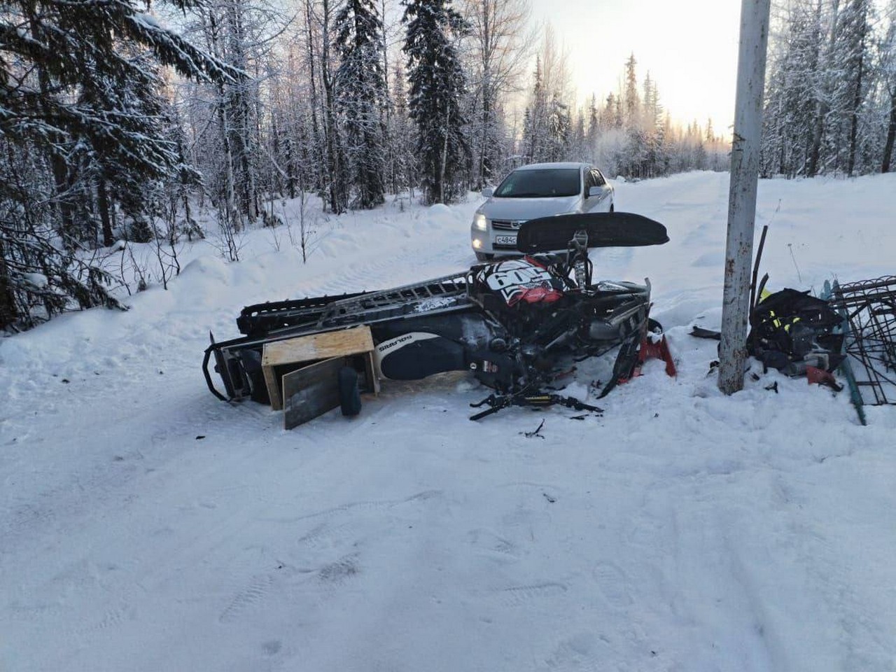 В полиции призывают не катать детей на снегоходах. Это опасно!