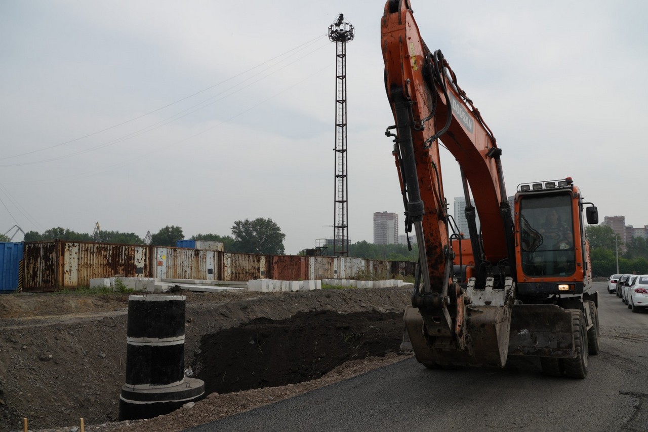 Стройка дороги с Пашенного на Николаевский мост