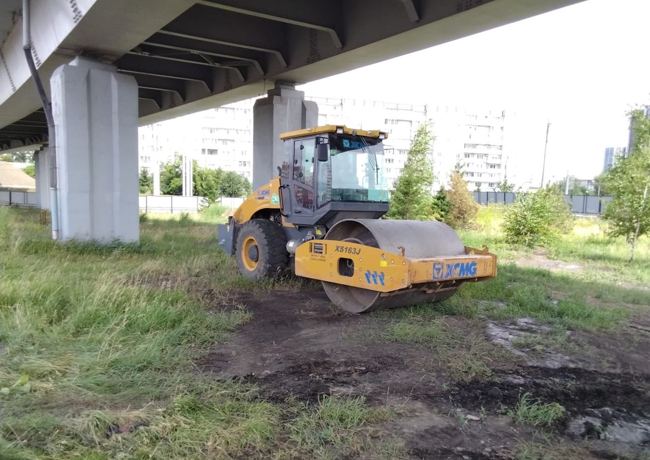 Работы под мостом