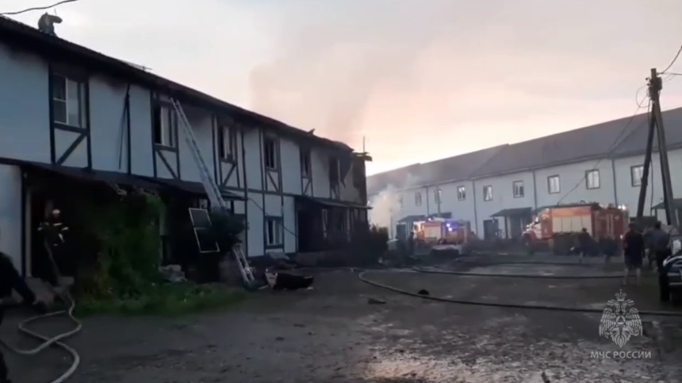 Пожар таунхаусов в Дрокино