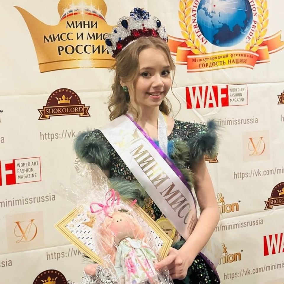 Анна из Красноярска - мини-мисс России