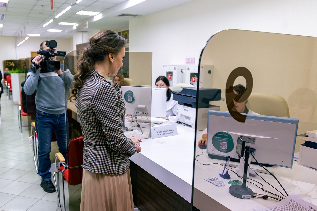 Анна Кузнецова в МФЦ