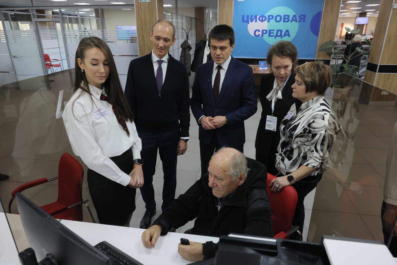 Котюков и Григоренко в МФЦ