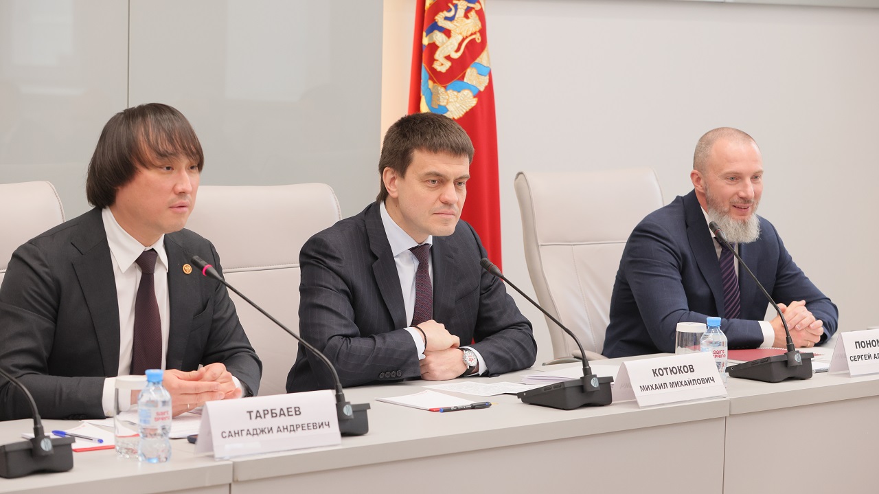 Сангаджи Тарбаев, Михаил Котюков, Сергей Пономаренко