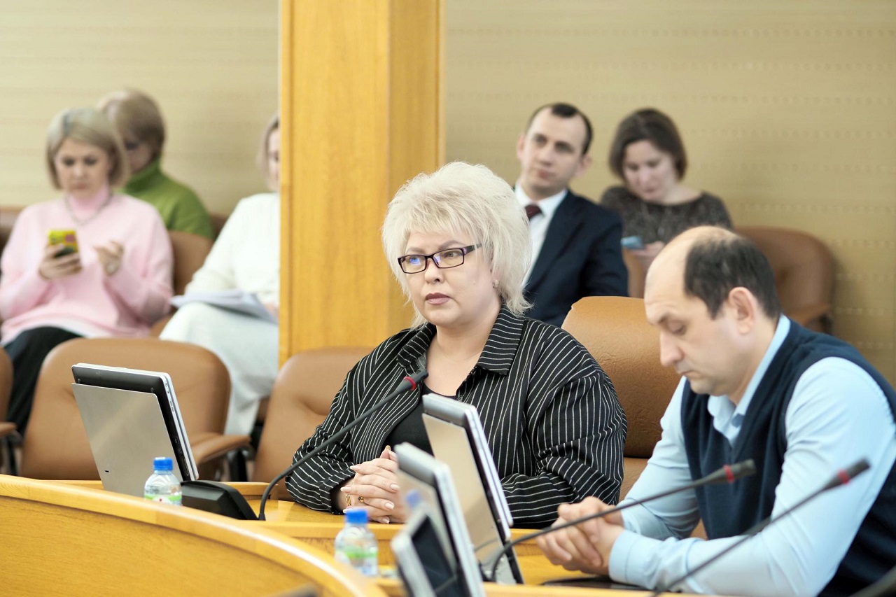 Депутат Елена Пастушенко