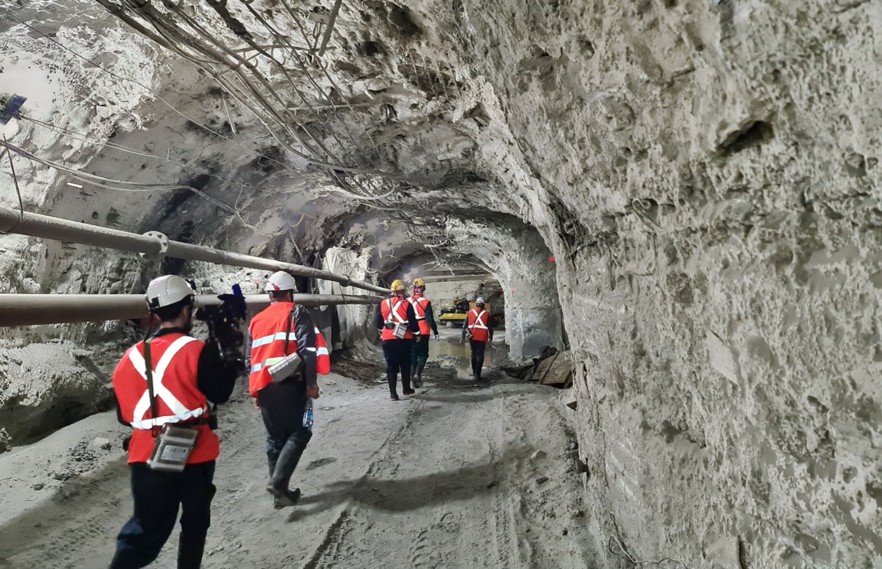 сотрудники рудника в норильске