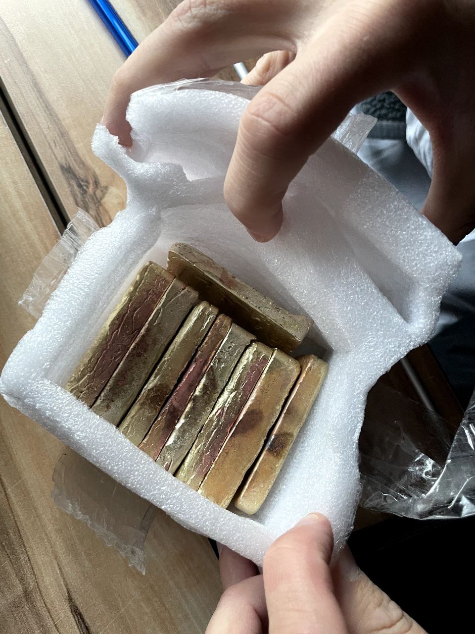 Иркутянина с незаконным золотом поймали в Красноярском крае