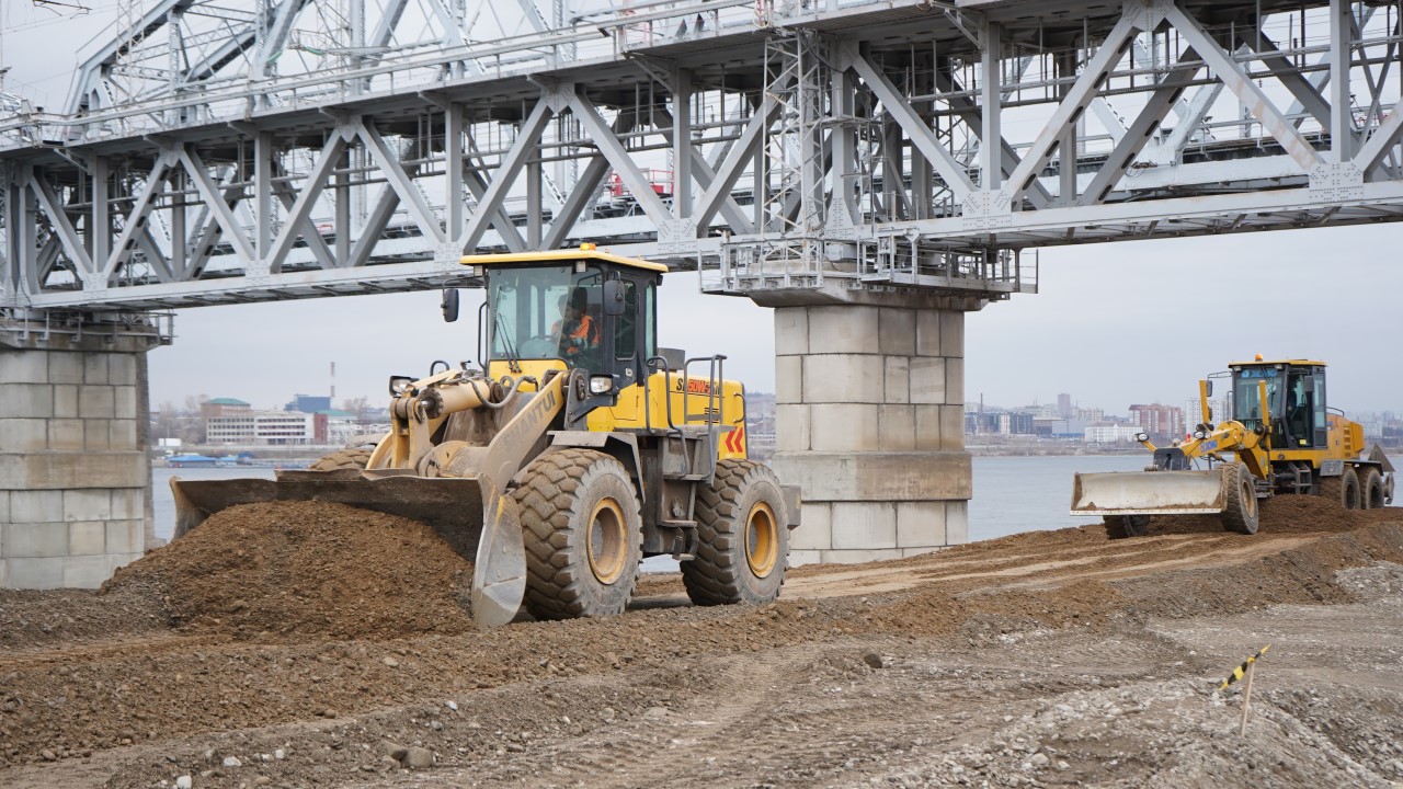 Стройка развязки у Николаевского моста